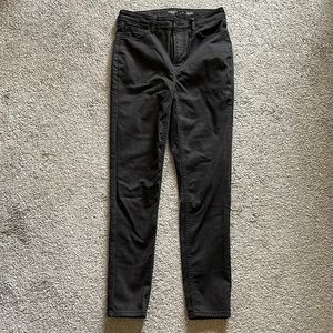 Old Navy Extra High Rise Rockstar Super Skinny Jeans